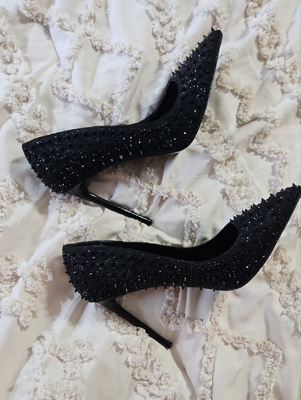 Steve Madden Black Spiked Pointed Pump - Picture 4 of 8